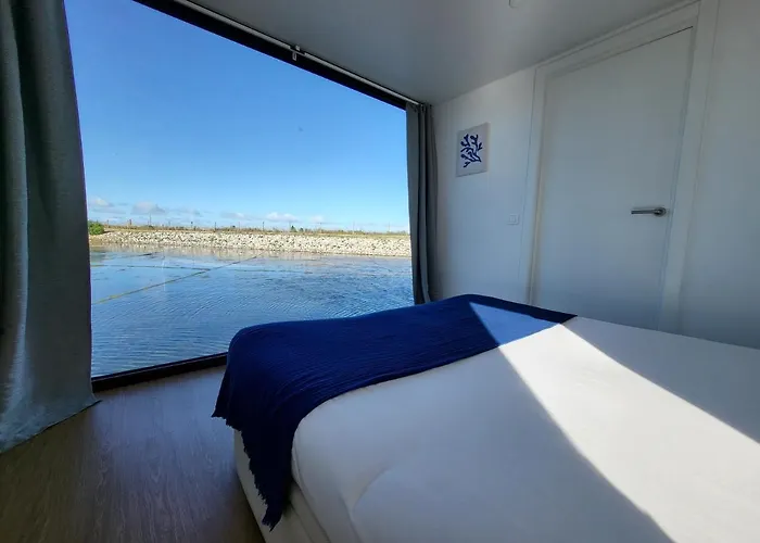 Barcos Casa מלון אבאירו